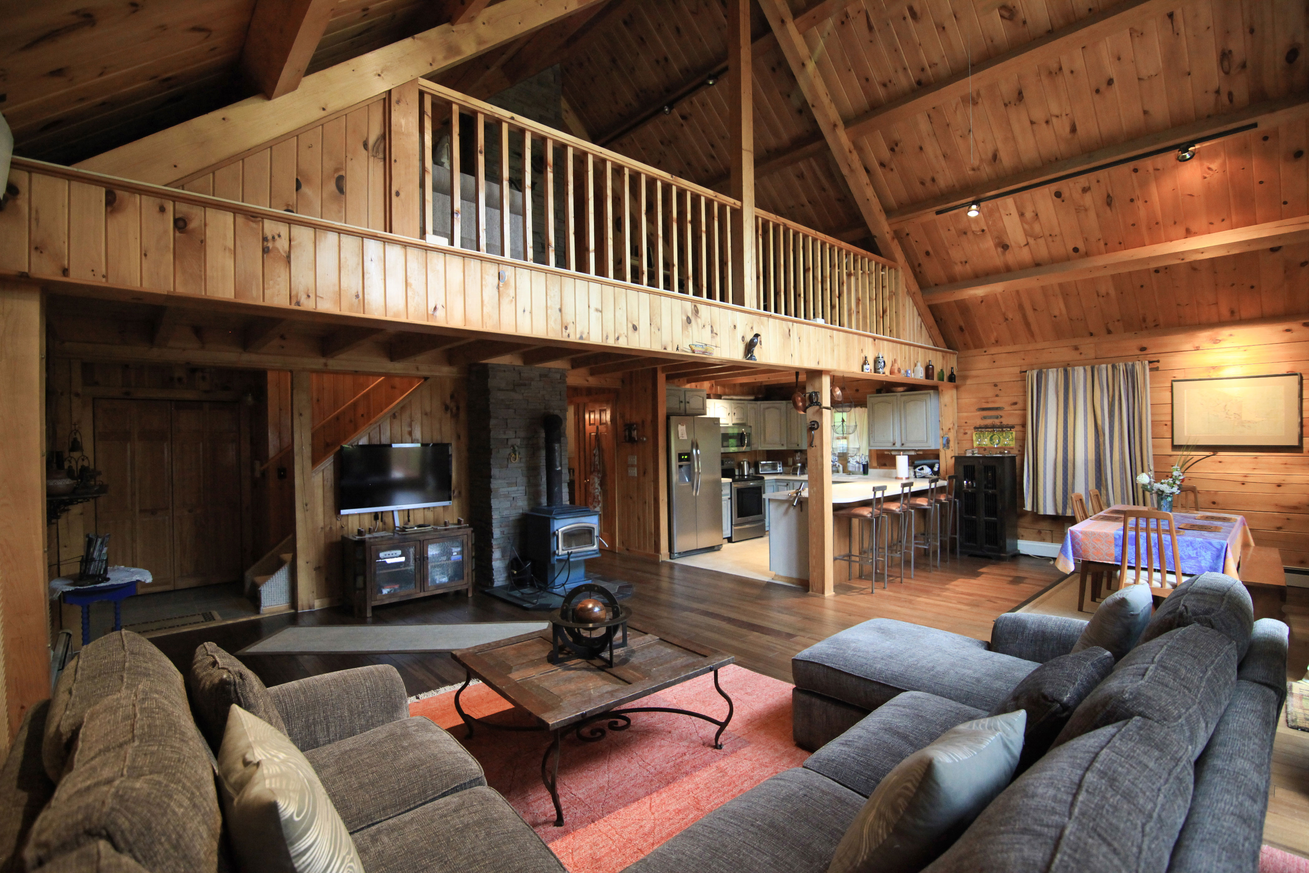 Catskills Log Home, Stunning Views Catskill, New York Catskills Log Home, Stunning Views Catskill, New York